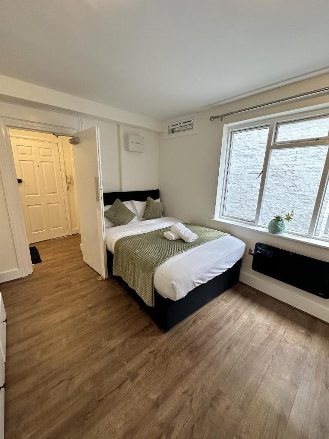 Knightsbridge Harrods Studios Лондон Экстерьер фото